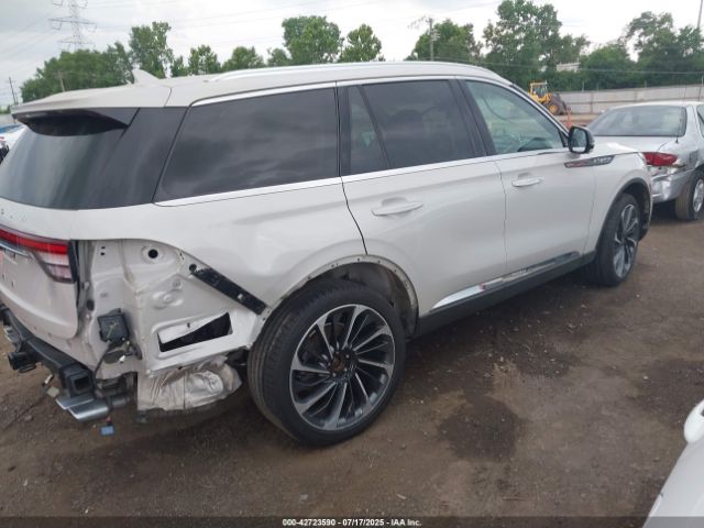 2020 LINCOLN AVIATOR 5LM5J7XC1LGL10481 Photo 3