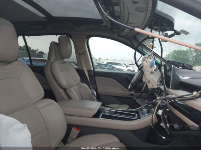 2020 LINCOLN AVIATOR 5LM5J7XC1LGL10481 Photo 4