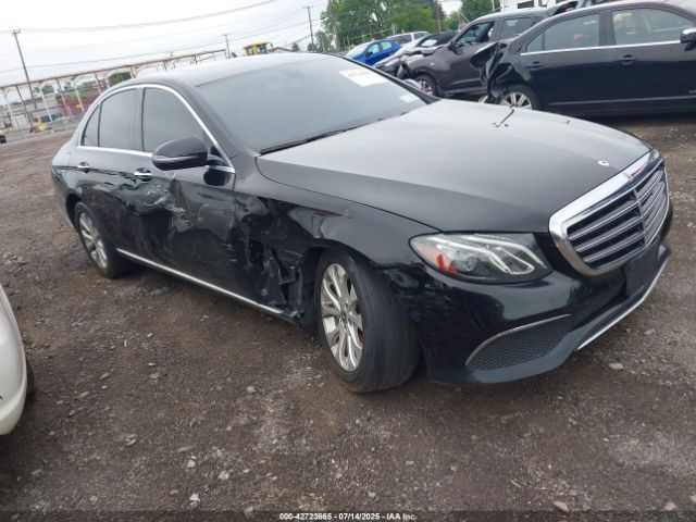 2019 MERCEDES-BENZ E 300 WDDZF4KBXKA518437