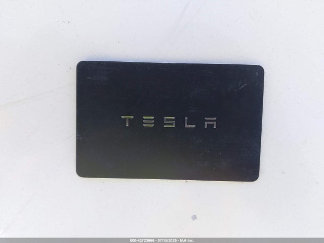 2021 TESLA MODEL Y 5YJYGDEE1MF161748 Photo 10