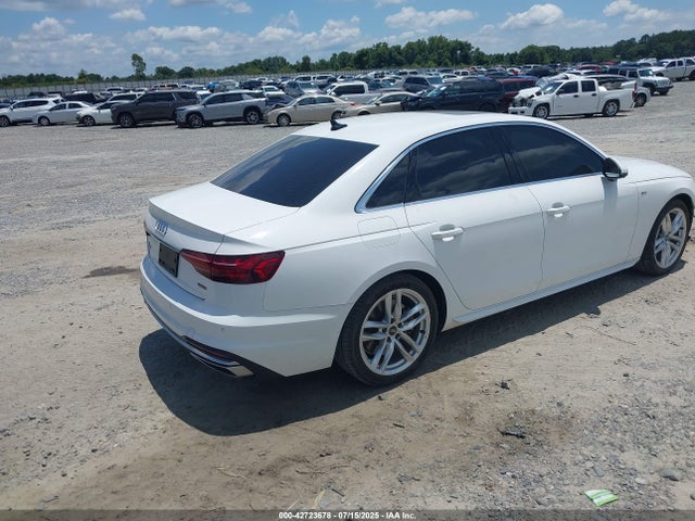 2022 AUDI A4 WAUEAAF46NN009800 Photo 3