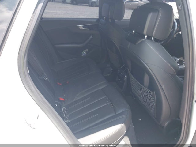 2022 AUDI A4 WAUEAAF46NN009800 Photo 7