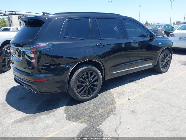 1GYKPGRS5NZ162933 Cadillac lgx