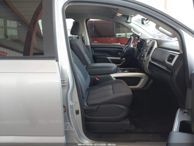 Nissan Titan 2020 1N6AA1EF4LN503989 Image 5
