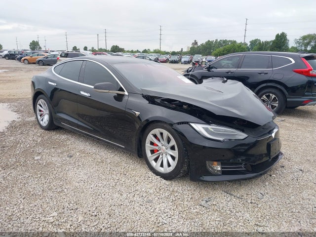 2019 TESLA MODEL S 5YJSA1E47KF330200 Photo 0