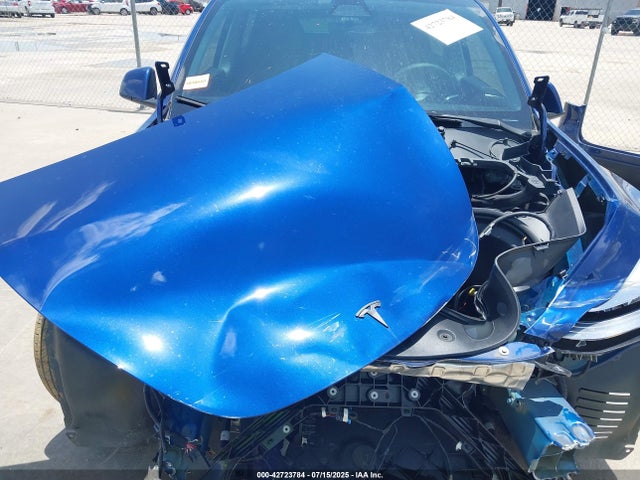 2022 TESLA MODEL Y 7SAYGDEE6NA004573 Photo 9