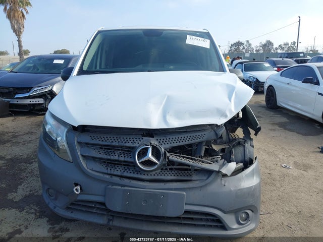 WD3PG2EA1J3416625 Mercedes-Benz m274