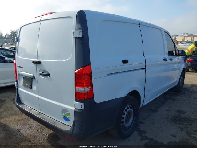 WD3PG2EA1J3416625 Mercedes-Benz m274