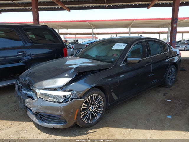 WBAJA9C57KB392931 BMW 530e