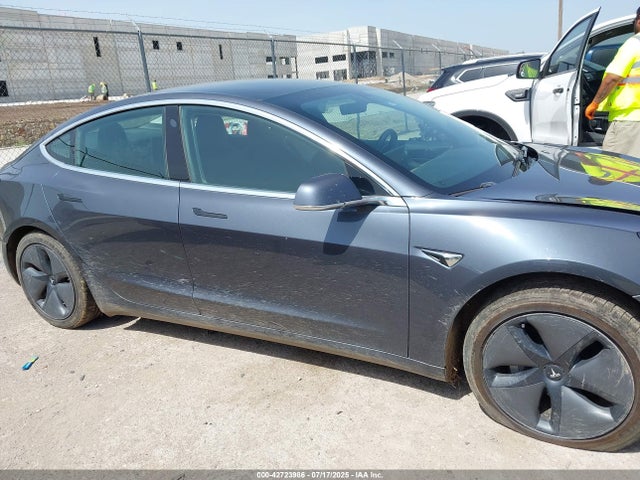 5YJ3E1EA0LF657862 Tesla MODEL 3