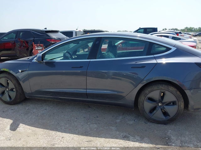 5YJ3E1EA0LF657862 Tesla MODEL 3