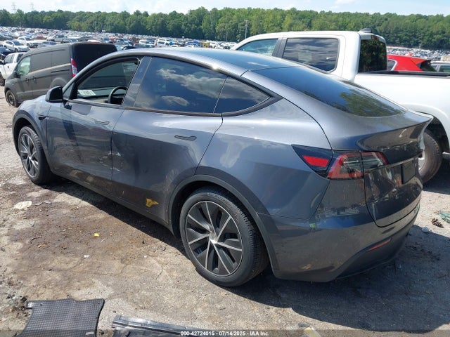 2023 TESLA MODEL Y 7SAYGDEE2PA201632 Photo 2