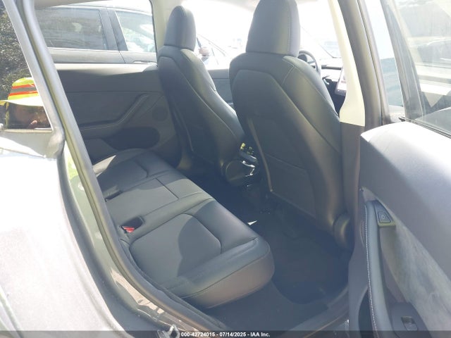2023 TESLA MODEL Y 7SAYGDEE2PA201632 Photo 7