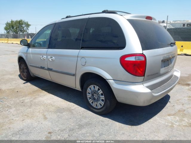 2007 CHRYSLER TOWN & COUNTRY 1A4GJ45R97B179934 Photo 2