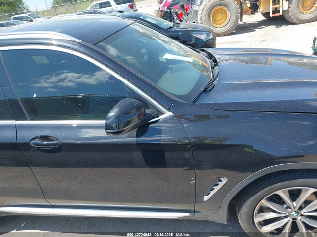5UXTR9C56KLE14398 BMW X3