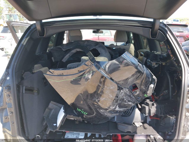 5UXTR9C56KLE14398 BMW X3