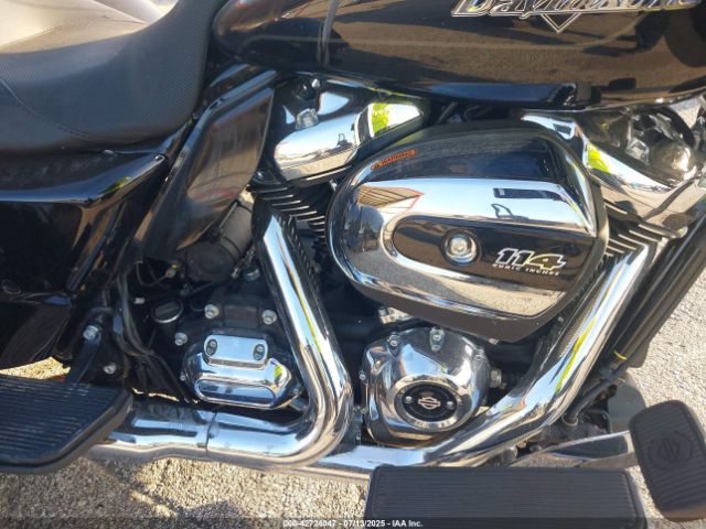 2025 HARLEY-DAVIDSON FLTRT 1HD1MFP16SB853048 Photo 7