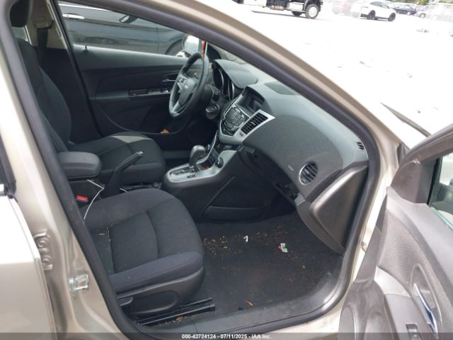 2016 CHEVROLET CRUZE LIMITED 1G1PE5SB8G7195318 Photo 4