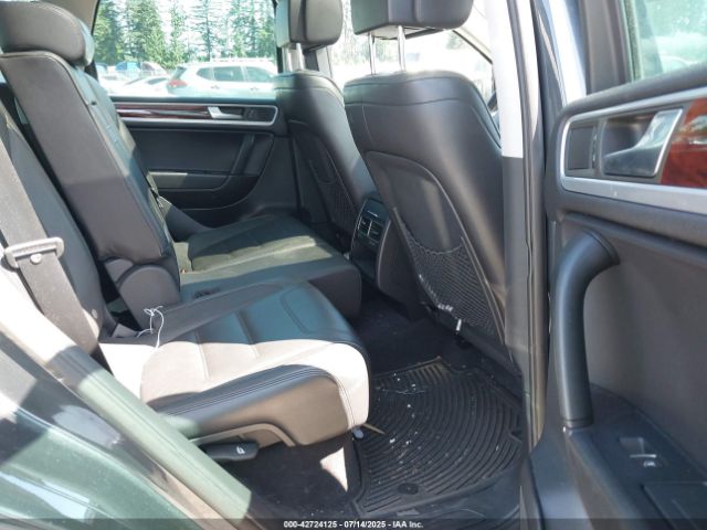 2012 VOLKSWAGEN TOUAREG WVGFK9BP0CD004951 Photo 7