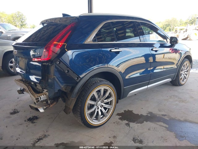 2019 CADILLAC XT4 1GYFZCR41KF126658 Photo 3