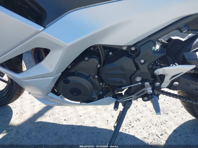 2024 KAWASAKI EX500 ML5EXGG1XRDA12829 Photo 8