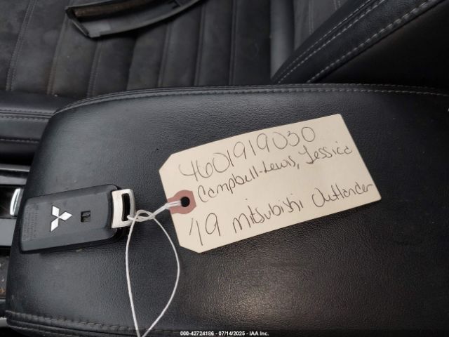 2019 MITSUBISHI OUTLANDER JA4AD3A31KZ038526 Photo 10