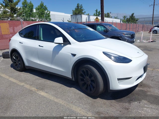 2022 TESLA MODEL Y 7SAYGDEE3NF545146 Photo 0