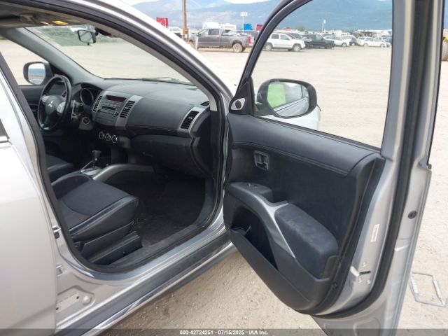 2010 MITSUBISHI OUTLANDER JA4JT5AX0AZ000107 Photo 4