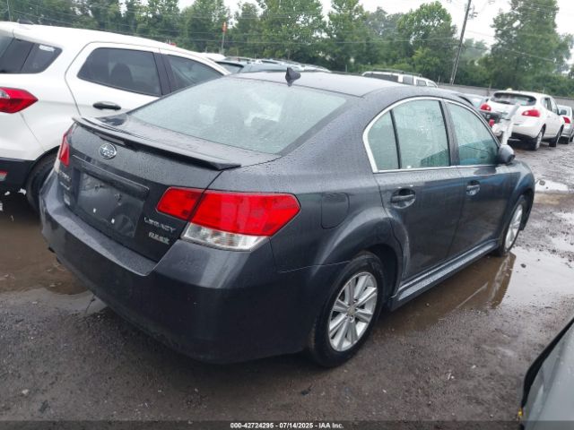 2011 SUBARU LEGACY 4S3BMBF62B3235215 Photo 3