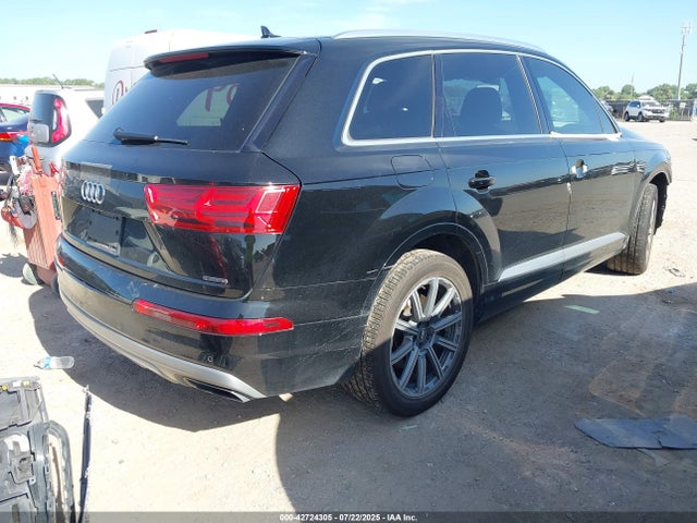 2019 AUDI Q7 WA1LHAF78KD042468 Photo 3
