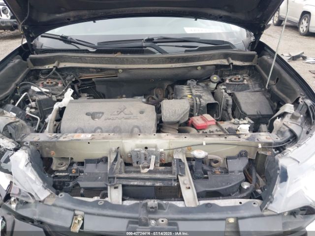 2018 MITSUBISHI OUTLANDER JA4AZ3A32JZ064956 Photo 9