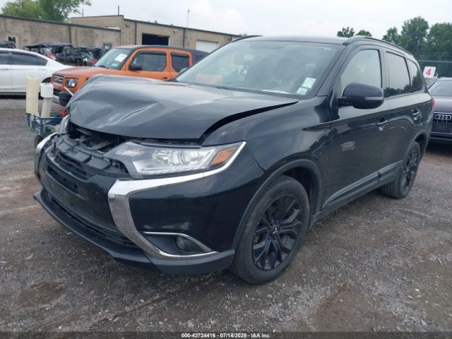2018 MITSUBISHI OUTLANDER JA4AZ3A32JZ064956 Photo 1