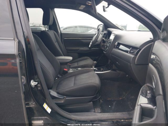 2018 MITSUBISHI OUTLANDER JA4AZ3A32JZ064956 Photo 4