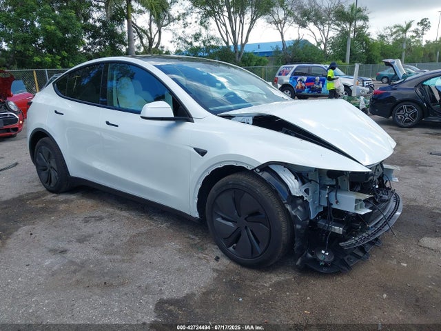 2026 TESLA MODEL Y 7SAYGDEDXTF378062 Photo 0