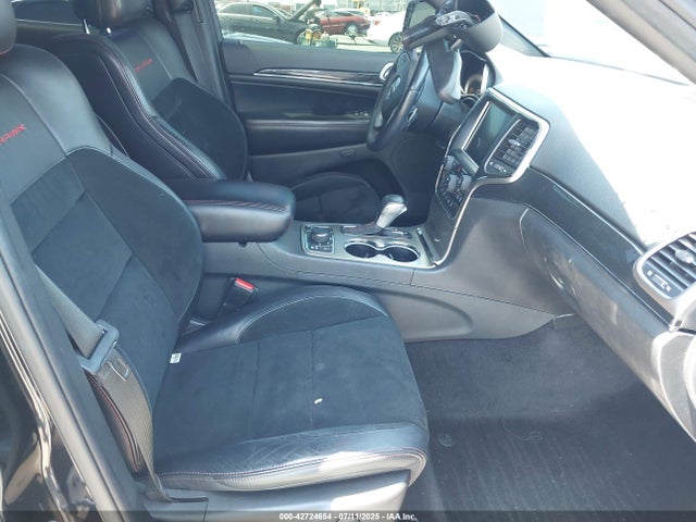 1C4RJFLG9HC665876 Jeep 2017
