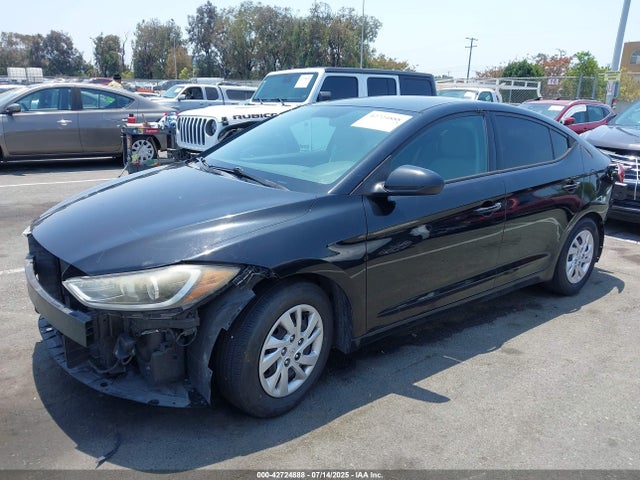 Hyundai Elantra 2017 5NPD74LF4HH081376 Image 2