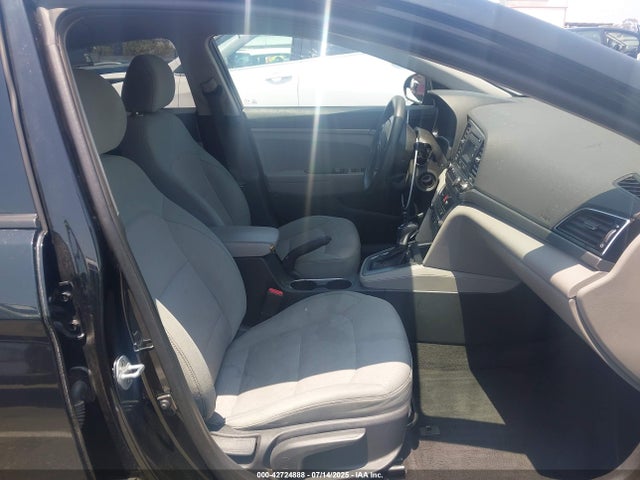 Hyundai Elantra 2017 5NPD74LF4HH081376 Image 5