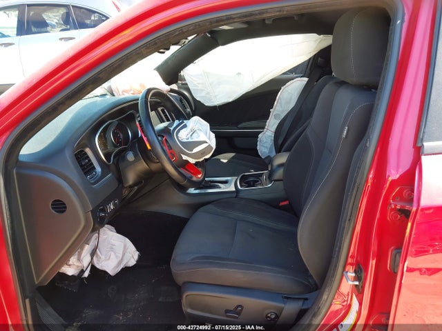 2C3CDXHG4FH732006 Dodge 2015