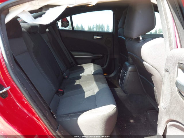 2C3CDXHG4FH732006 Dodge 2015