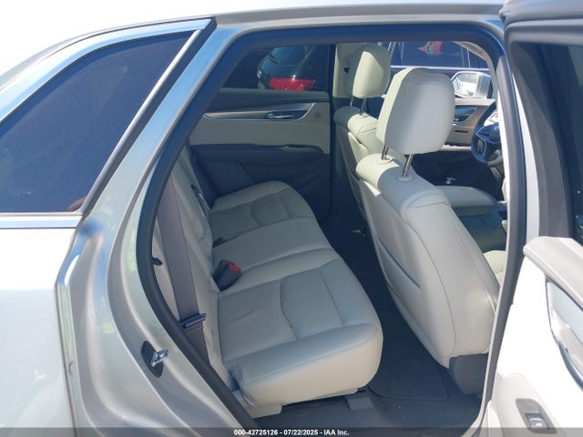 2017 CADILLAC XT5 1GYKNDRS2HZ157892 Photo 7