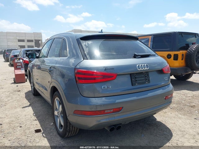 2015 AUDI Q3 WA1GFCFS9FR011343 Photo 2