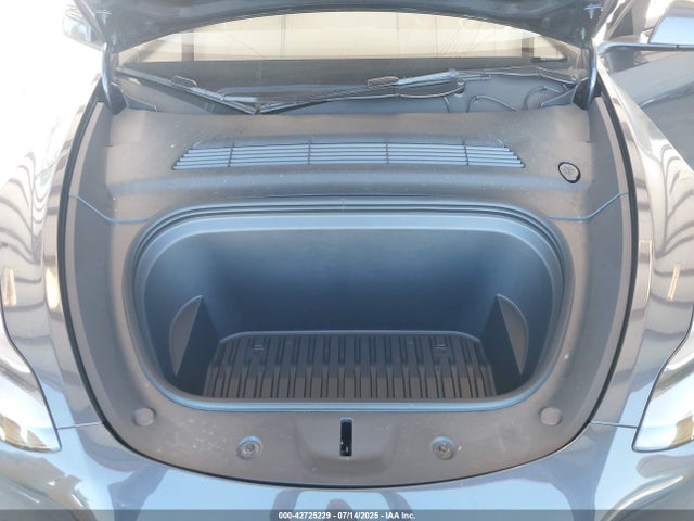 2024 TESLA MODEL Y 7SAYGDEE4RF119942 Photo 9