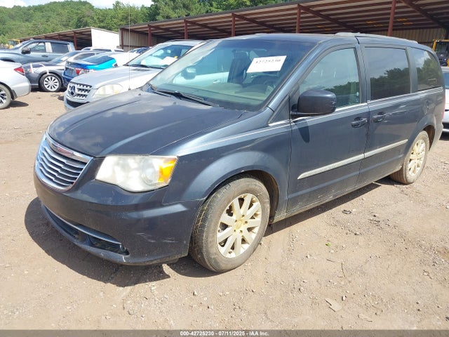 2C4RC1BG1ER243103 Chrysler Town and Country