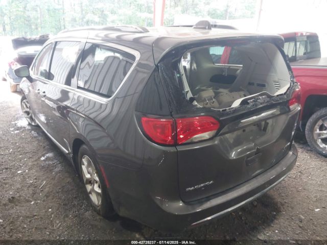 2017 CHRYSLER PACIFICA 2C4RC1GG1HR659617 Photo 2