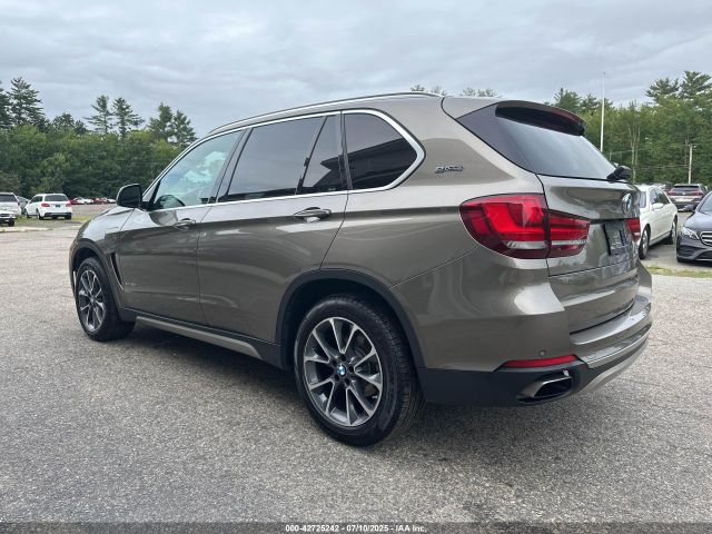 2017 BMW X5 5UXKT0C34H0V97122 Photo 2