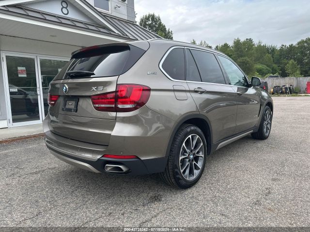 2017 BMW X5 5UXKT0C34H0V97122 Photo 3