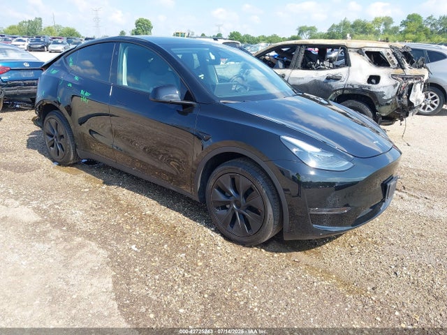 2024 TESLA MODEL Y 7SAYGDED7RF206922 Photo 0