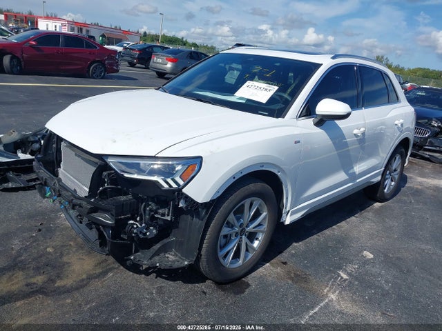 2025 AUDI Q3 WA1EECF37S1032090 Photo 1