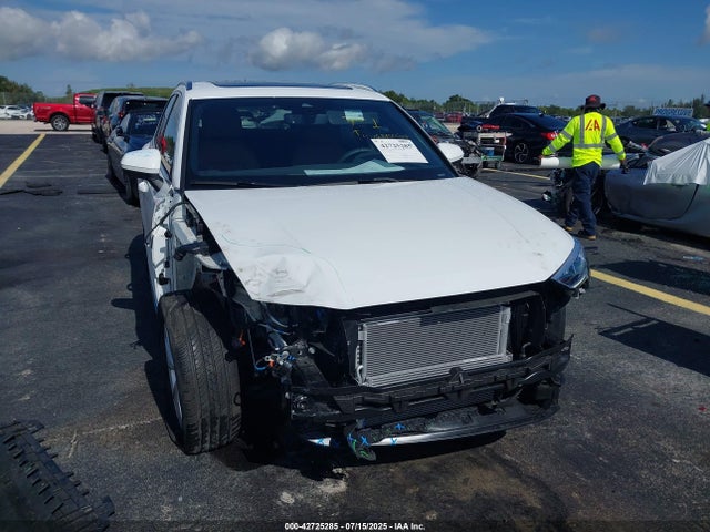 2025 AUDI Q3 WA1EECF37S1032090 Photo 5