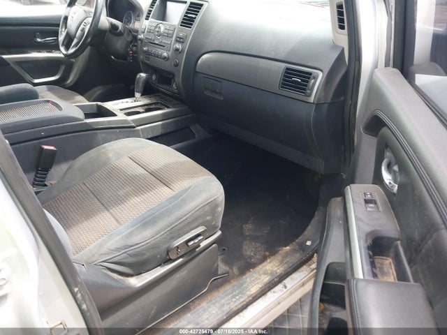 2015 NISSAN ARMADA 5N1BA0ND8FN618711 Photo 4